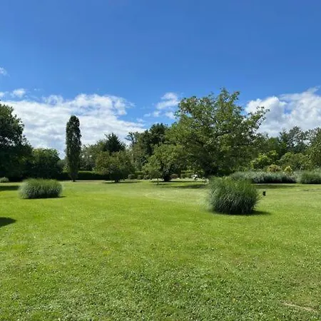 Hameau Du Soleil - Papillon * Sainte-Mondane